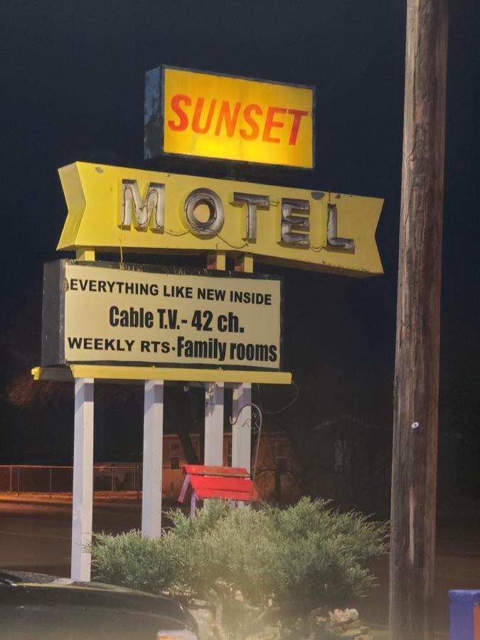 Sunset Motel Santa Rosa, Nm Exterior photo